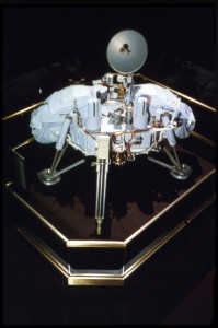 The Viking Lander (proof test article) is on view at the National Air and Space Museum. Photo by Dane Penland, courtesy of Smithsonian Institution